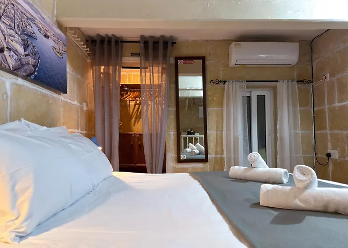 De Bono - The Loft By Eldi Valeta